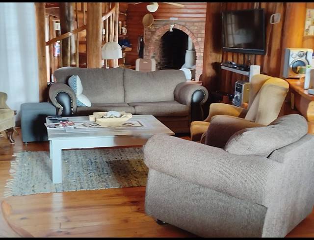 3 BEDROOM HOUSE FOR SALE IN BOGGOMSBAAI